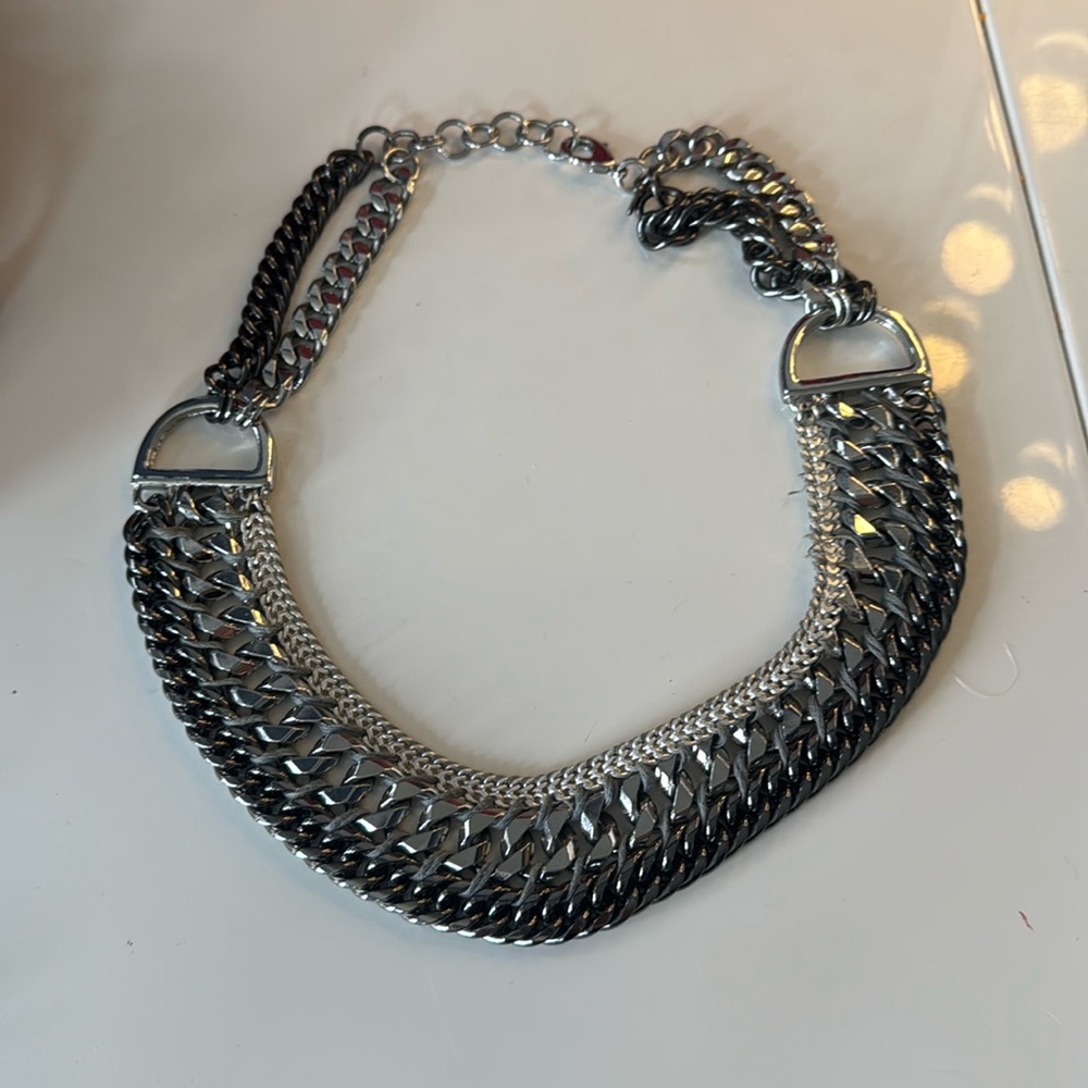 Stella & Dot Femme Fatale Necklace